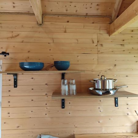 Nuit Insolite En Tiny House Questembert Exterior photo