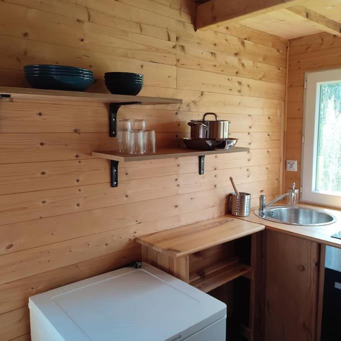 Nuit Insolite En Tiny House Questembert Exterior photo